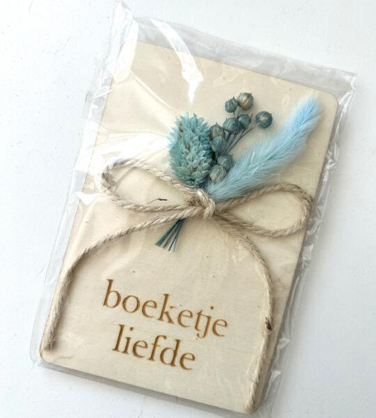 Houten kaart boeketje liefde