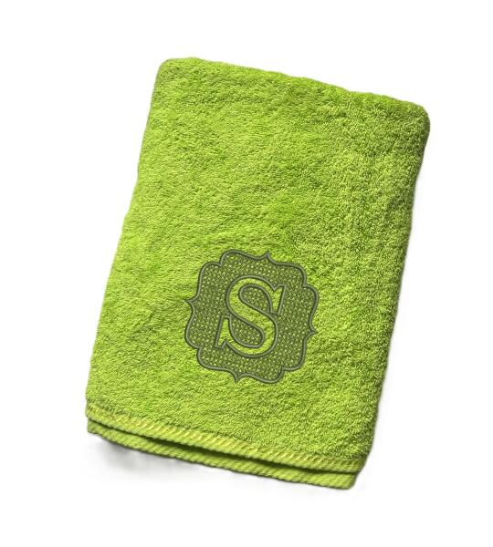 Drap de bain avec monogramme style embossé
