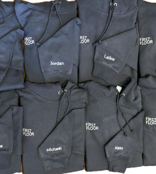 Extra Naamborduring op de Mouw