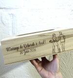 Houten tissuebox met fineline Trouwkoppeltje