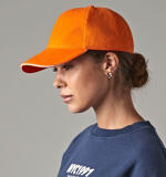 Casquette avec détail Contrastée