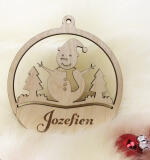 Houten kerstbal met wintertafereel & sneeuwman